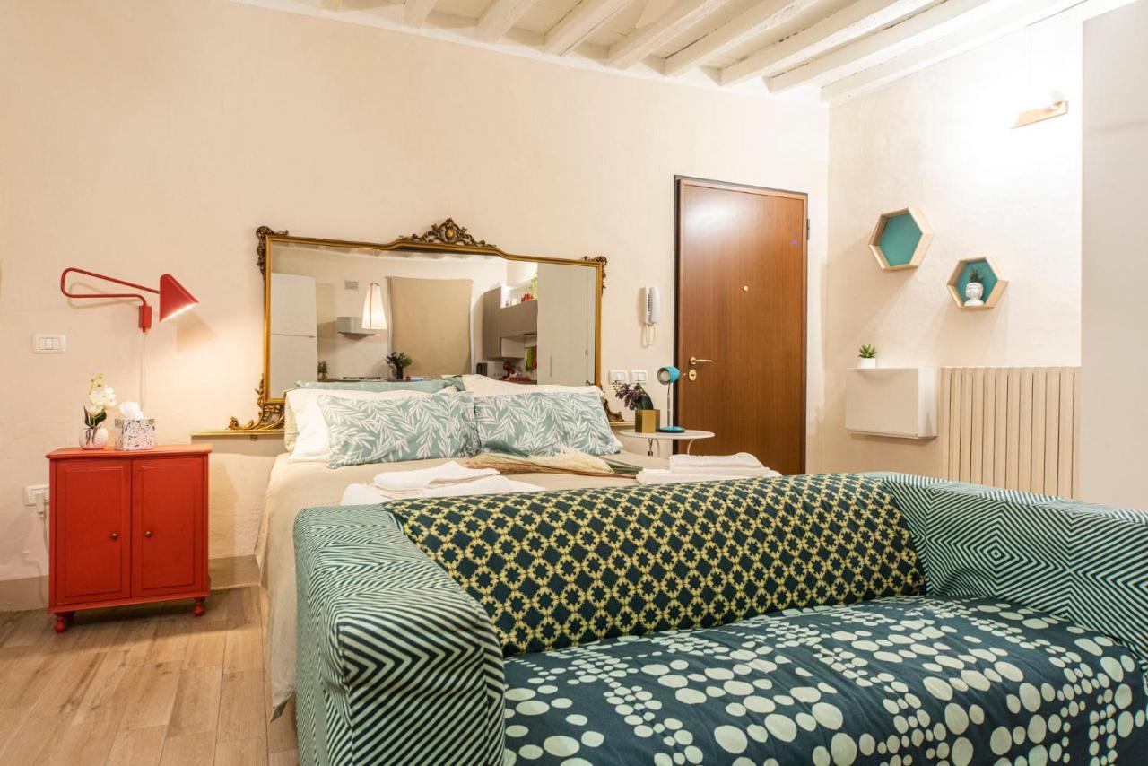 Reggio Center Lovely Apartments Reggio Emilia Ngoại thất bức ảnh